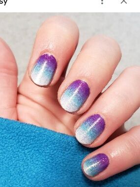 Color Street Love is Real 2 sets of 16 Nail Polish Strips NIP FDS688